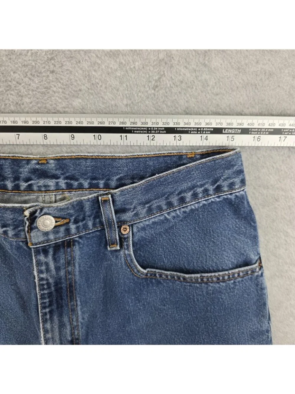 Levi's 560 Jeans Mens 33x30 Blue Loose Relaxed Tapered USA 2001 Denim